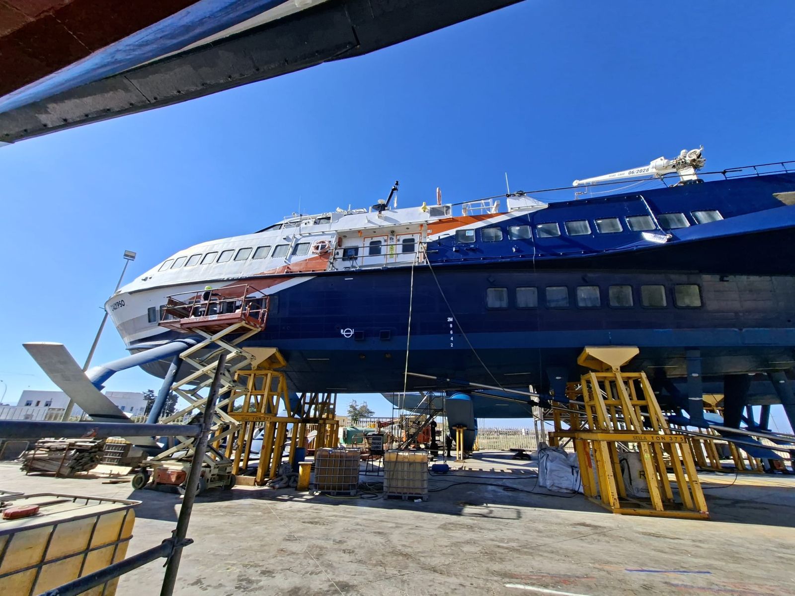 Refit completo dettato da MOA